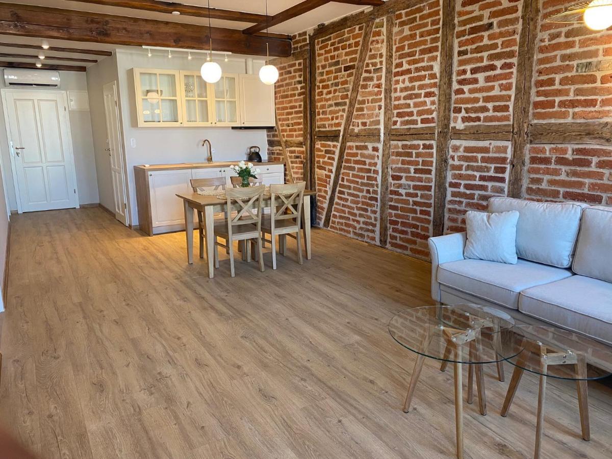 Apartamenty Rynek23 ปุกสค์ ภายนอก รูปภาพ