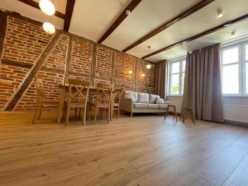 Apartamenty Rynek23 ปุกสค์ ภายนอก รูปภาพ