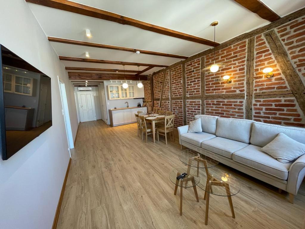 Apartamenty Rynek23 ปุกสค์ ภายนอก รูปภาพ